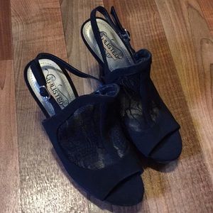 Unlisted 7.5 lace adorned open toe heels